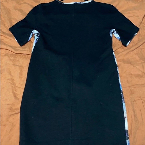 Printed Pattern Tshirt Dress - Picture 3 of 4